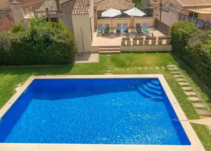 Villa With Private Pool In Llubi