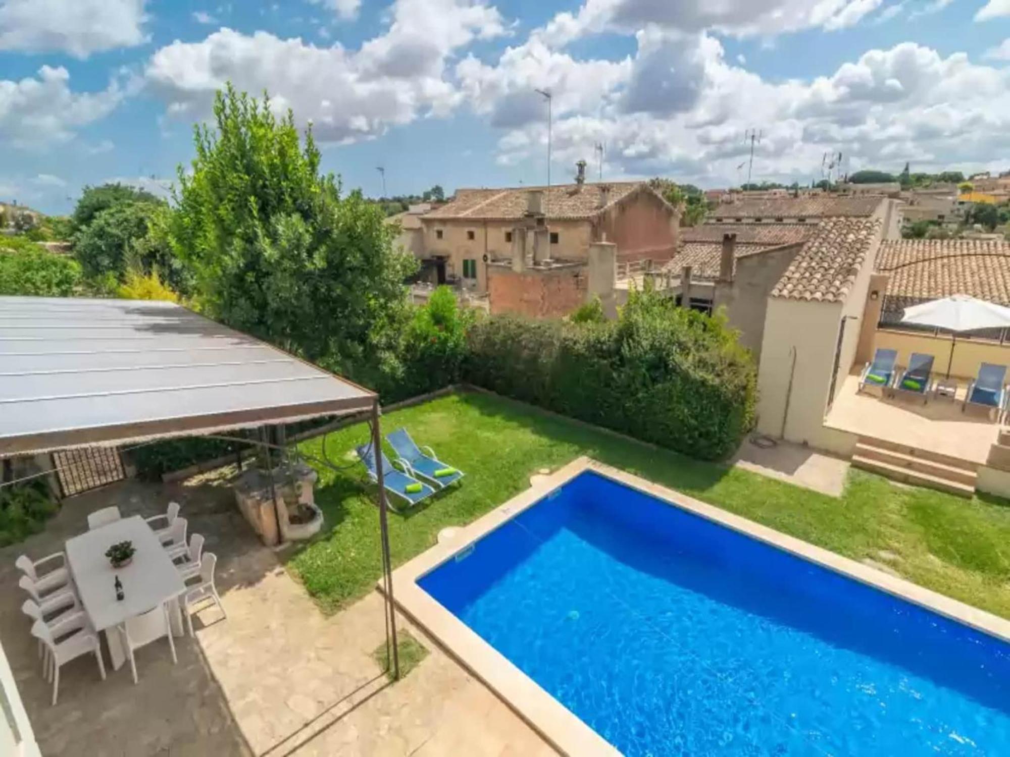 With Private Pool In * Llubí