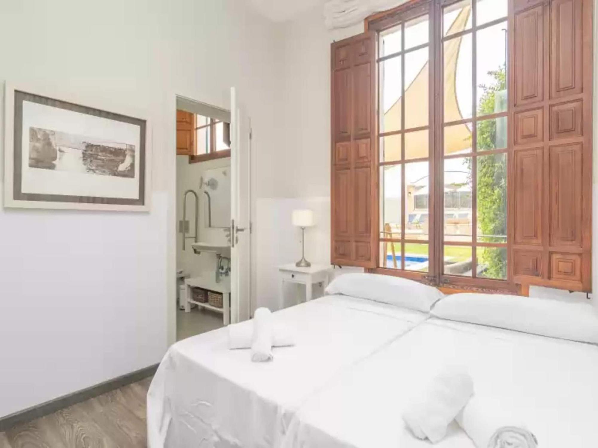 With Private Pool In